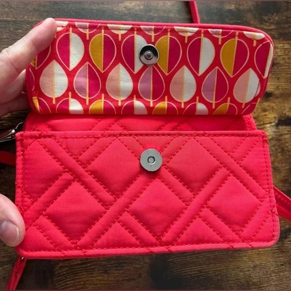 RETIRED: Vera Bradley | ladies Cardinal Red mini crossbody handbag. - Picture 6 of 13